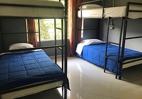 Black Sheep Hostel - Adults Only