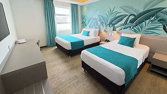 Portobelo Plaza de las Americas