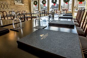 The Little Inn of Bayfield