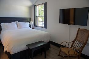 The Little Inn of Bayfield