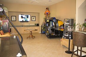 Villas at Seven Dwarf by FunQuest