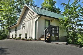 Pine Needles 6 1 Br cabin by RedAwning
