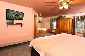 Pine Needles 6 1 Br cabin by RedAwning