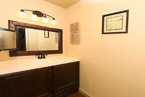 Pine Needles 6 1 Br cabin by RedAwning