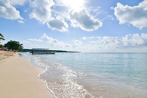 Beach House Condos Negril