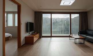 Elysian Gangchon Resort