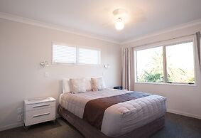 Pacific Palms Resort