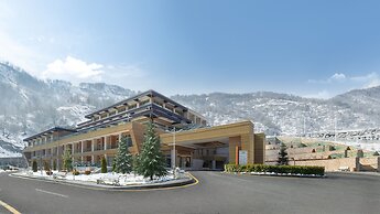 Qafqaz Tufandag Mountain Resort Hotel
