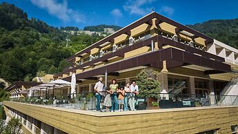 Qafqaz Tufandag Mountain Resort Hotel