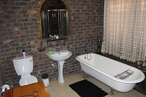 Royal Game Guest House