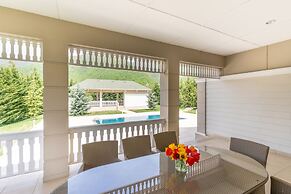 Qafqaz Riverside Resort Hotel