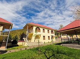 Qebele Yeddı Gozel Hotel
