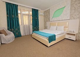 Qebele Yeddı Gozel Hotel