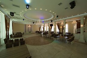 Qebele Yeddı Gozel Hotel