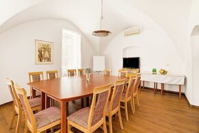 Hotel Trinity