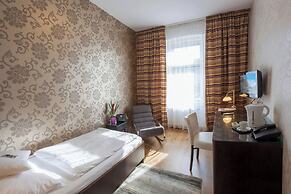Hotel Trinity
