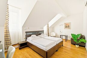 Hotel Trinity