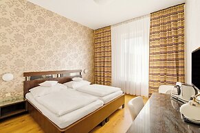 Hotel Trinity