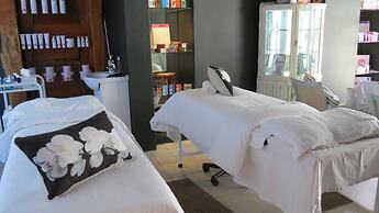 Cocomo Guesthouse, Spa and Conference Centre