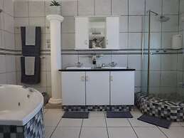 Cocomo Guesthouse, Spa and Conference Centre