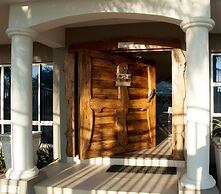 Cocomo Guesthouse, Spa and Conference Centre