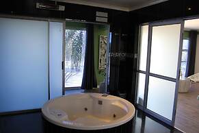 Cocomo Guesthouse, Spa and Conference Centre