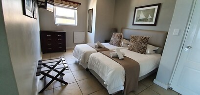 Brenton On Rocks Luxury Guest House