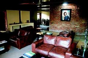 á La Martha’s Air-Port Guest House