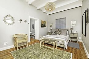 La Montagne Bed & Breakfast