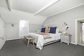 La Montagne Bed & Breakfast