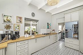 La Montagne Bed & Breakfast