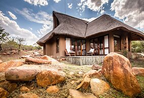 Nambiti Hills Private Game Lodge
