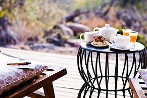 Nambiti Hills Private Game Lodge