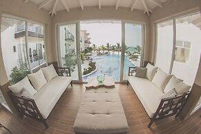 Playa Escondida Beach Club