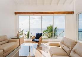 Playa Escondida Beach Club