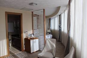 Yol Is Holiday Adana