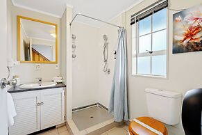 Cottage Mews Motel