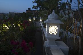 Chitra Katha - A Story Per Stay