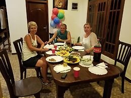 Coral Palm Villa & Apartments