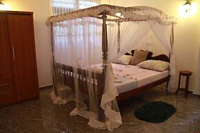 Coral Palm Villa & Apartments