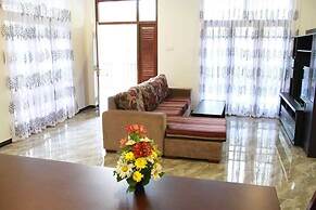 Coral Palm Villa & Apartments