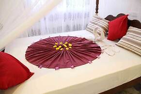 Coral Palm Villa & Apartments