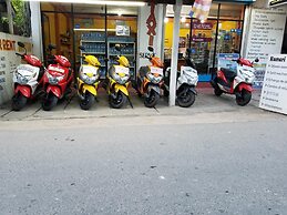 Coral Palm Villa & Apartments