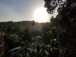 Coral Palm Villa & Apartments