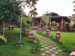 Famous Hotel Bagan