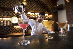 Gracious Bagan Hotel