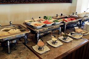 Gracious Bagan Hotel