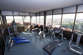 Gracious Bagan Hotel