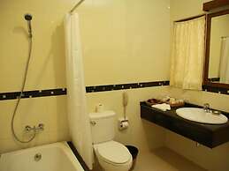 Gracious Bagan Hotel