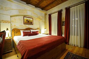 Harman Cave Hotel